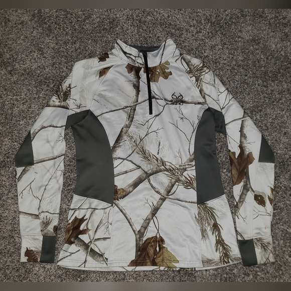 Realtree| Camouflage Midweight 1/4 Zip Pullover - Picture 1 of 9